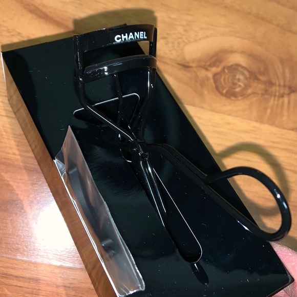 Chanel ✨JAPAN EXCLUSIVE ✨ Recourbe Cils de Chanel Black Eyelash Curler - Picture 8 of 9